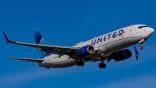 united 737-800