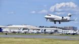 business jet landing