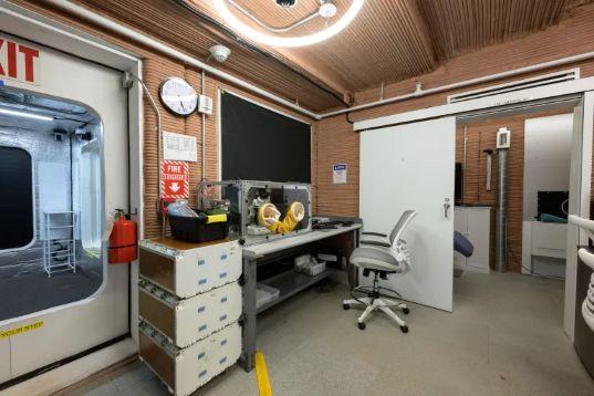 CHAPEA interior