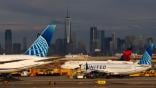 Delta Air Lines and United Airlines aircraft at Newark airport