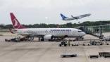 air europa and turkish airlines jets